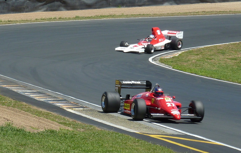 Illustration for article titled Ferraris at the NZ Festival of Motor Racing